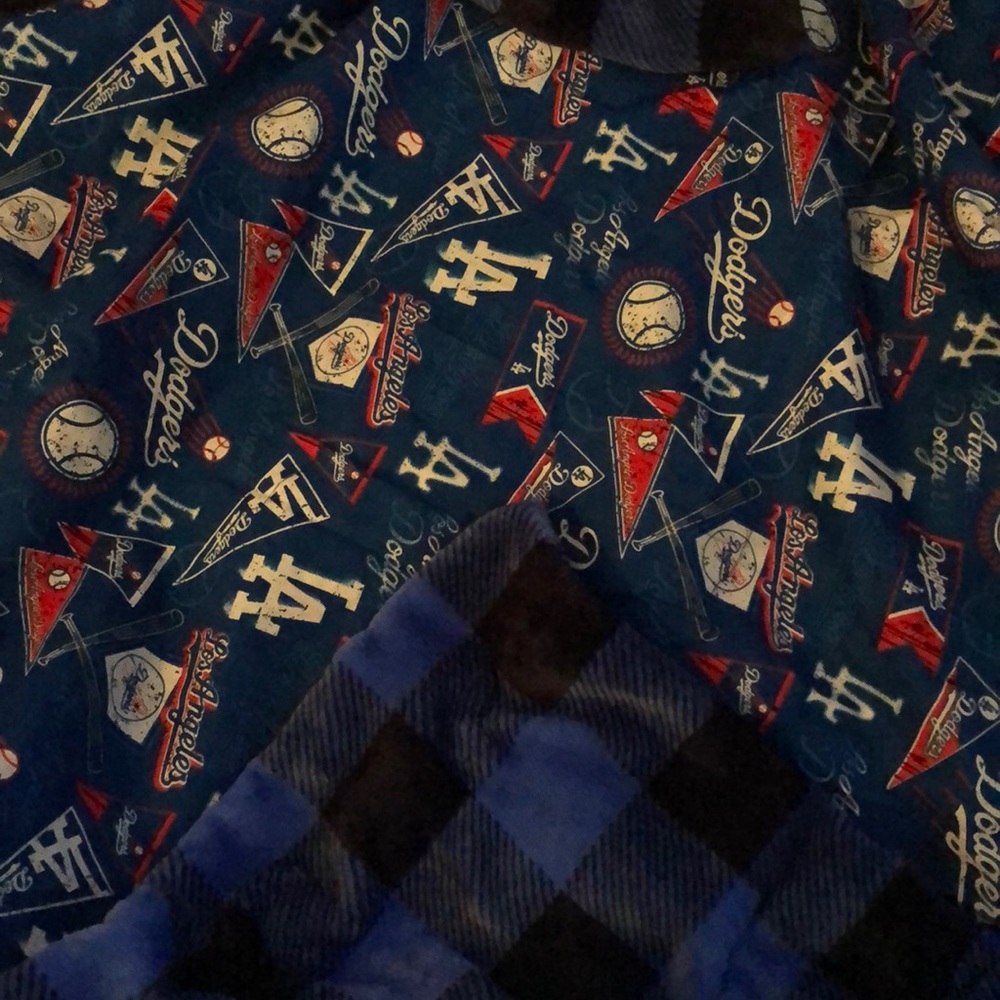 Dodgers flannel mink throw